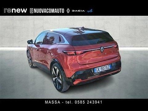 Usata Renault Megane E-Tech Techno 161 kW (220 CV) 2022 Rosso Utilitaria
