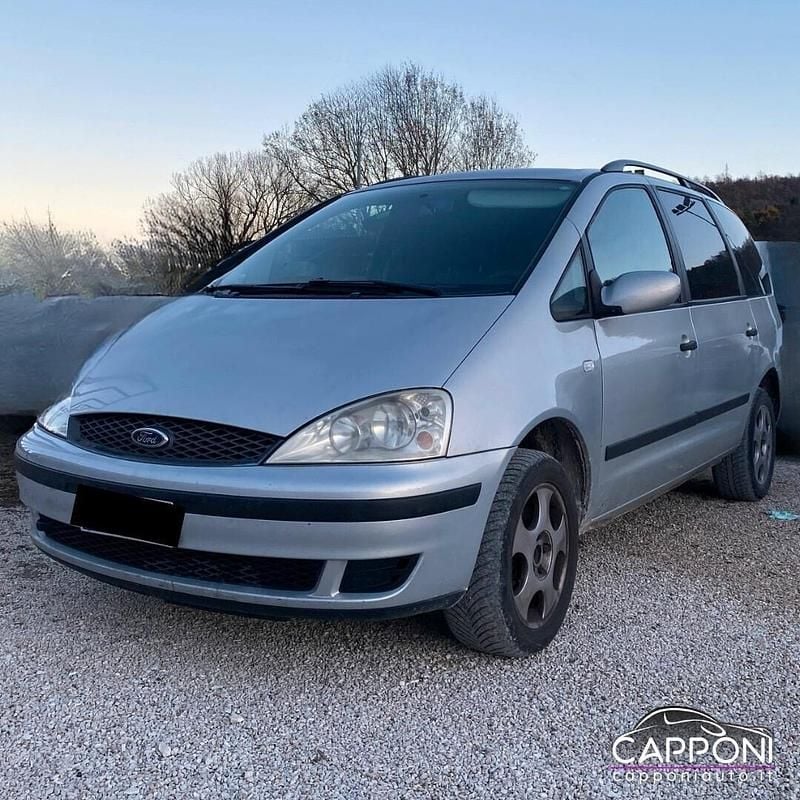 Usata Ford Galaxy 115 CV (84 kW) 2002 Argento Monovolume
