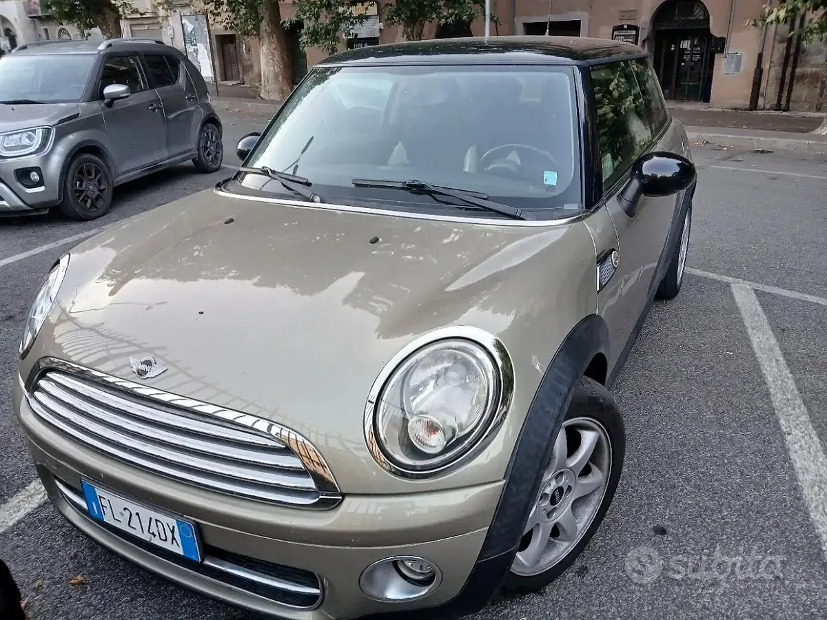 Usata Mini Cooper D 109 CV (80 kW) 2009 Utilitaria