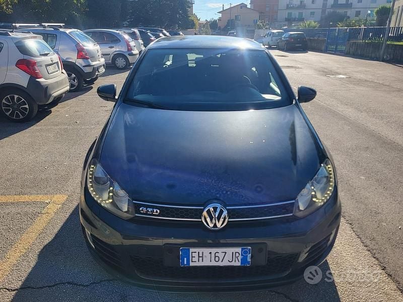 Nero Usata 2011 VW Golf VI GTD Tre volumi | 6000 € (Super prezzo) - Immagine 1/4