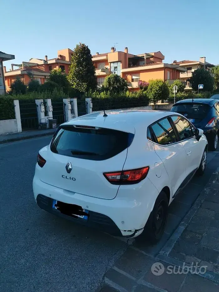 Usata Renault Clio IV Life 90 CV (66 kW) 2017 Bianco Berlina