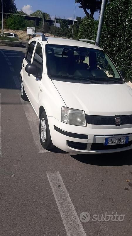 Usata Fiat Panda Emotion 75 CV (55 kW) 2010 Bianco Utilitaria