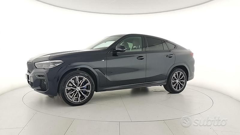 Usata BMW X6 M Sport 340 CV (250 kW) 2022 Nero SUV