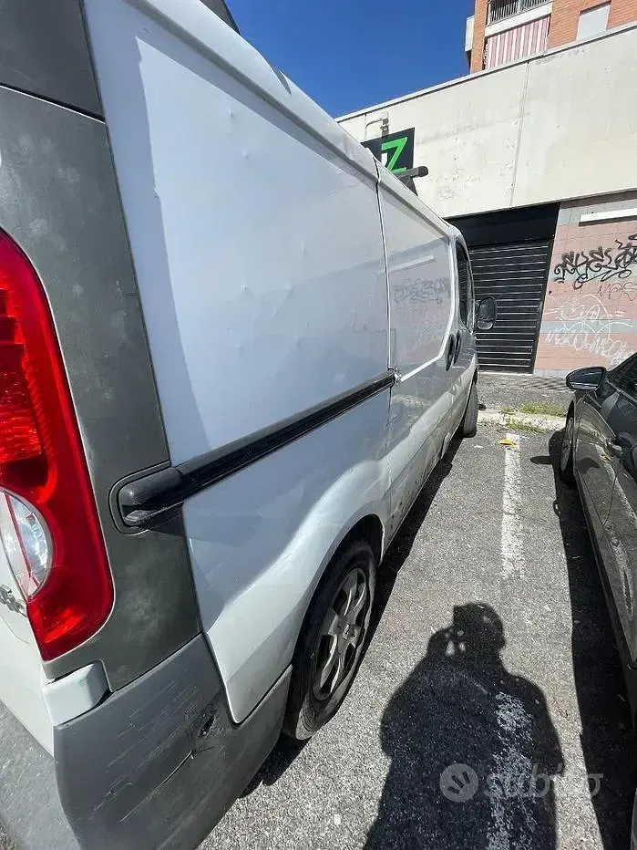 Usata Renault Trafic 114 CV (83 kW) 2012 Bianco Monovolume