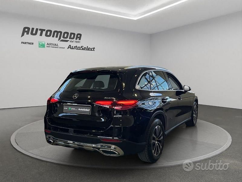 Usata Mercedes GLC220 197 CV (144 kW) 2023 Nero SUV