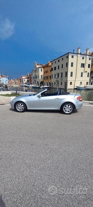 Usata Mercedes SLK200 163 CV (119 kW) 2006 Grigio Cabrio