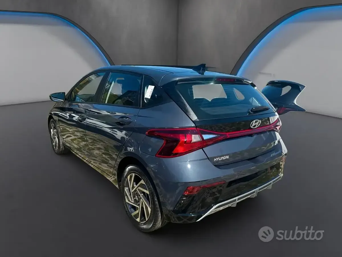 Nuova Hyundai i20 90 CV (66 kW) 2026 Grigio Utilitaria