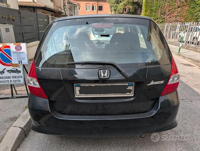 Usata Honda Jazz 2006 Nero Utilitaria