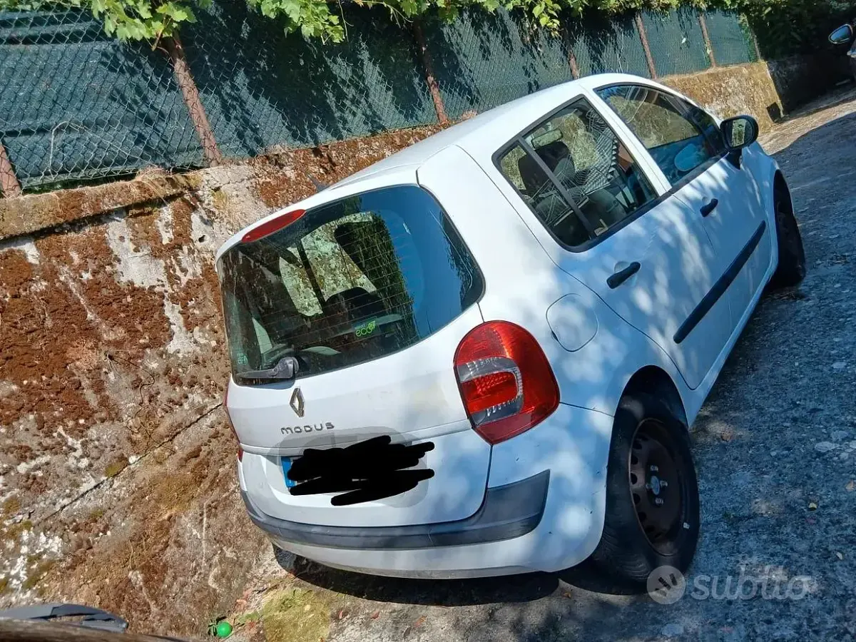 Usata Renault Modus 75 CV (55 kW) 2010 Bianco Monovolume