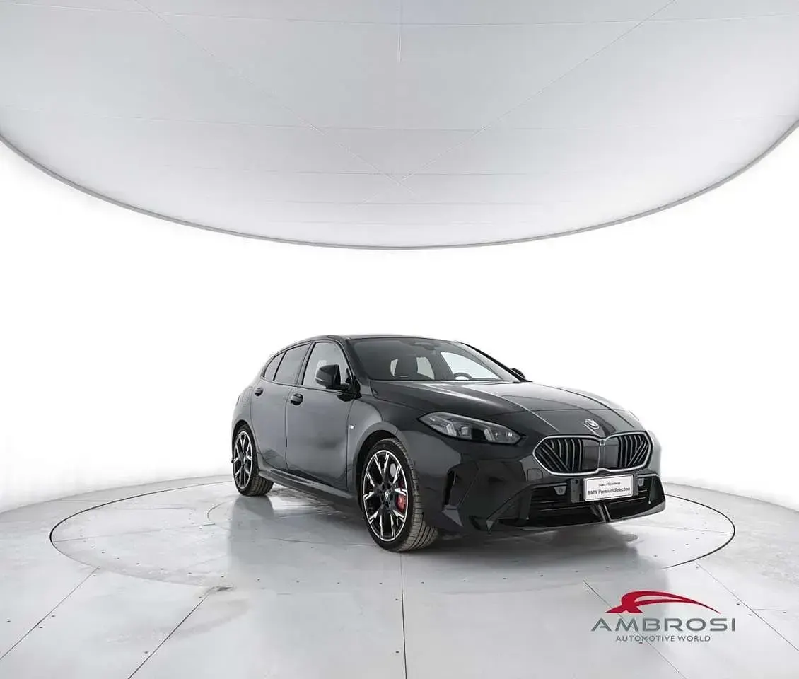 Usata BMW 118 M Sport 150 CV (110 kW) 2025 Grigio Utilitaria