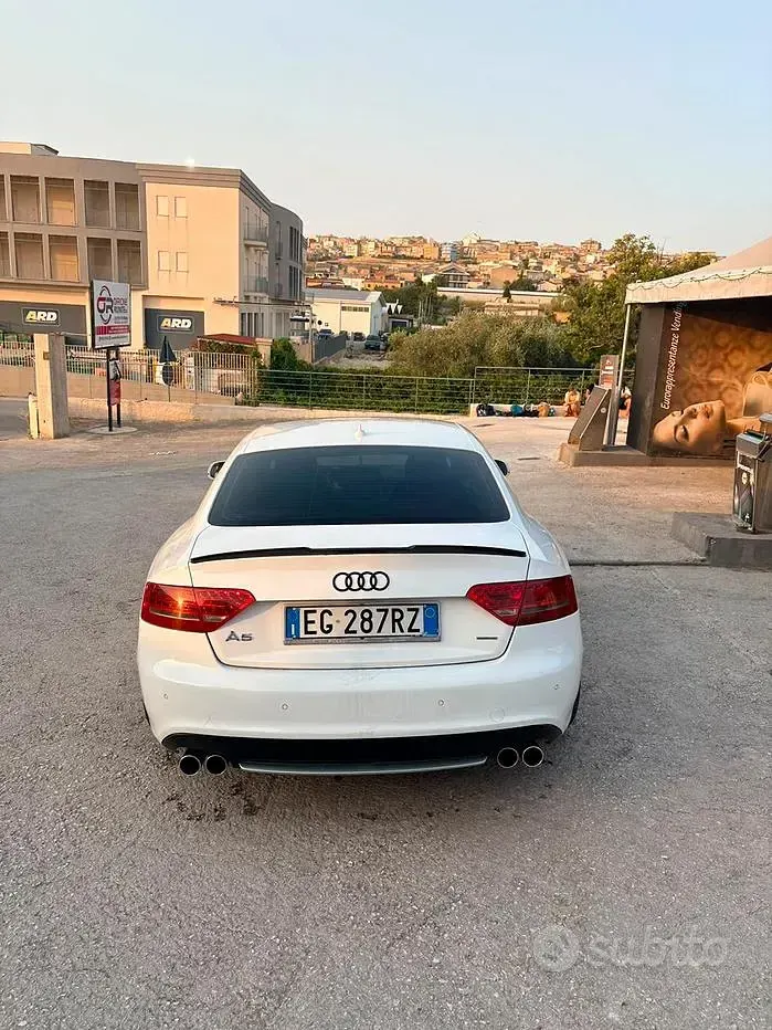 Usata Audi A5 S-Line 170 CV (125 kW) 2011 Bianco Coupé