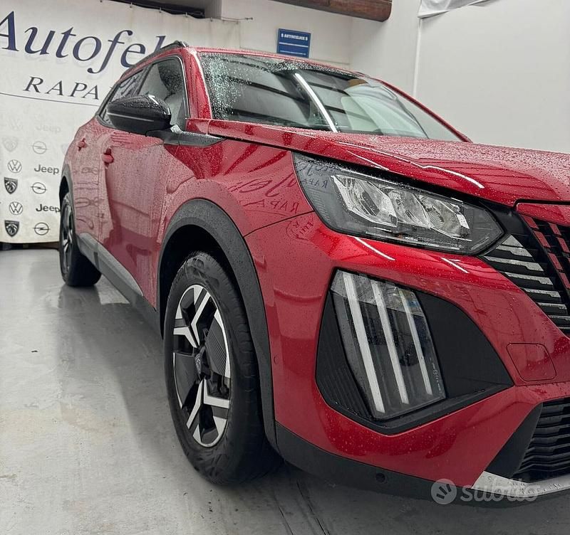 Occasion Peugeot 2008 GT 131 ch (96 kW) 2023 Rouge SUV