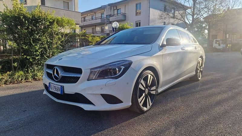 Usata Mercedes CLA200 Shooting Brake 136 CV (100 kW) 2015 Station wagon