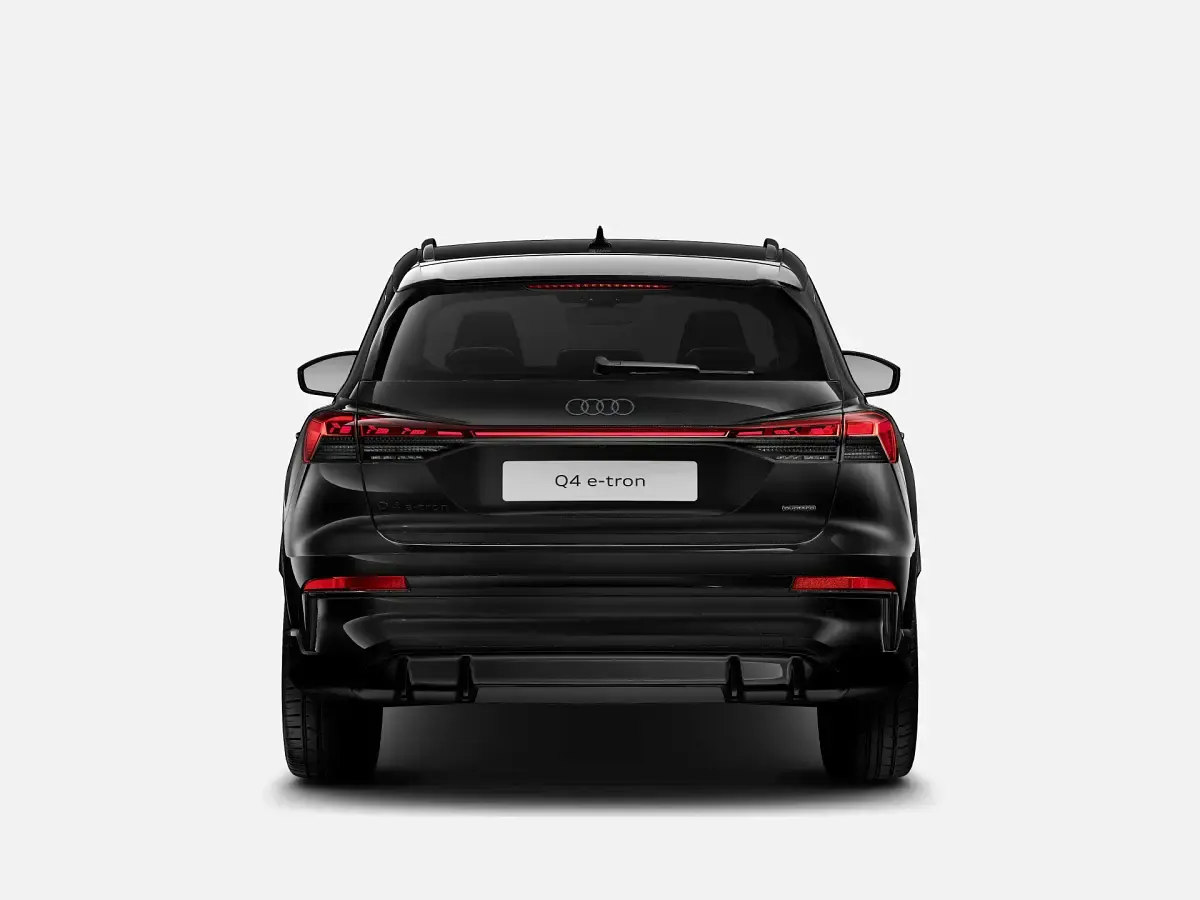 Nuova Audi Q4 e-tron S-Line 77 kW (105 CV) 2027 Nero mythos metallizzato SUV