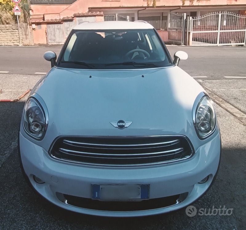 Usata Mini Cooper D 111 CV (81 kW) 2014 Bianco Utilitaria