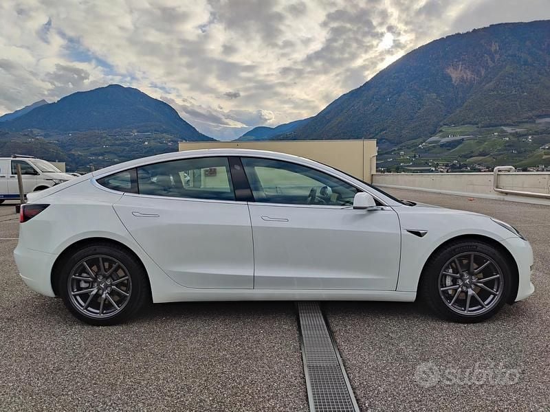 Usata Tesla Model 3 366 kW (498 CV) 2020 Bianco Berlina
