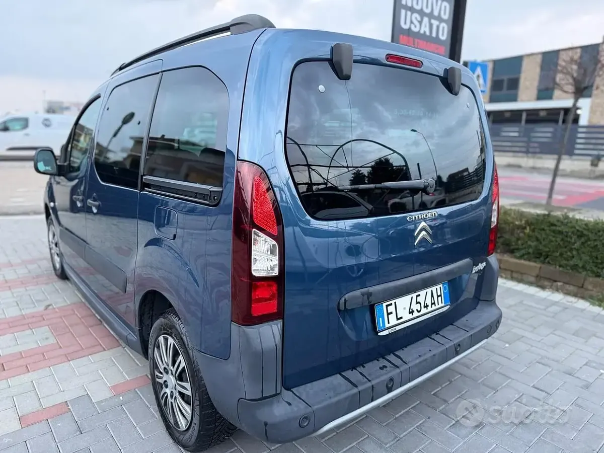 Usata Citroën e-Berlingo XTR 99 CV (72 kW) 2017 Blu Monovolume