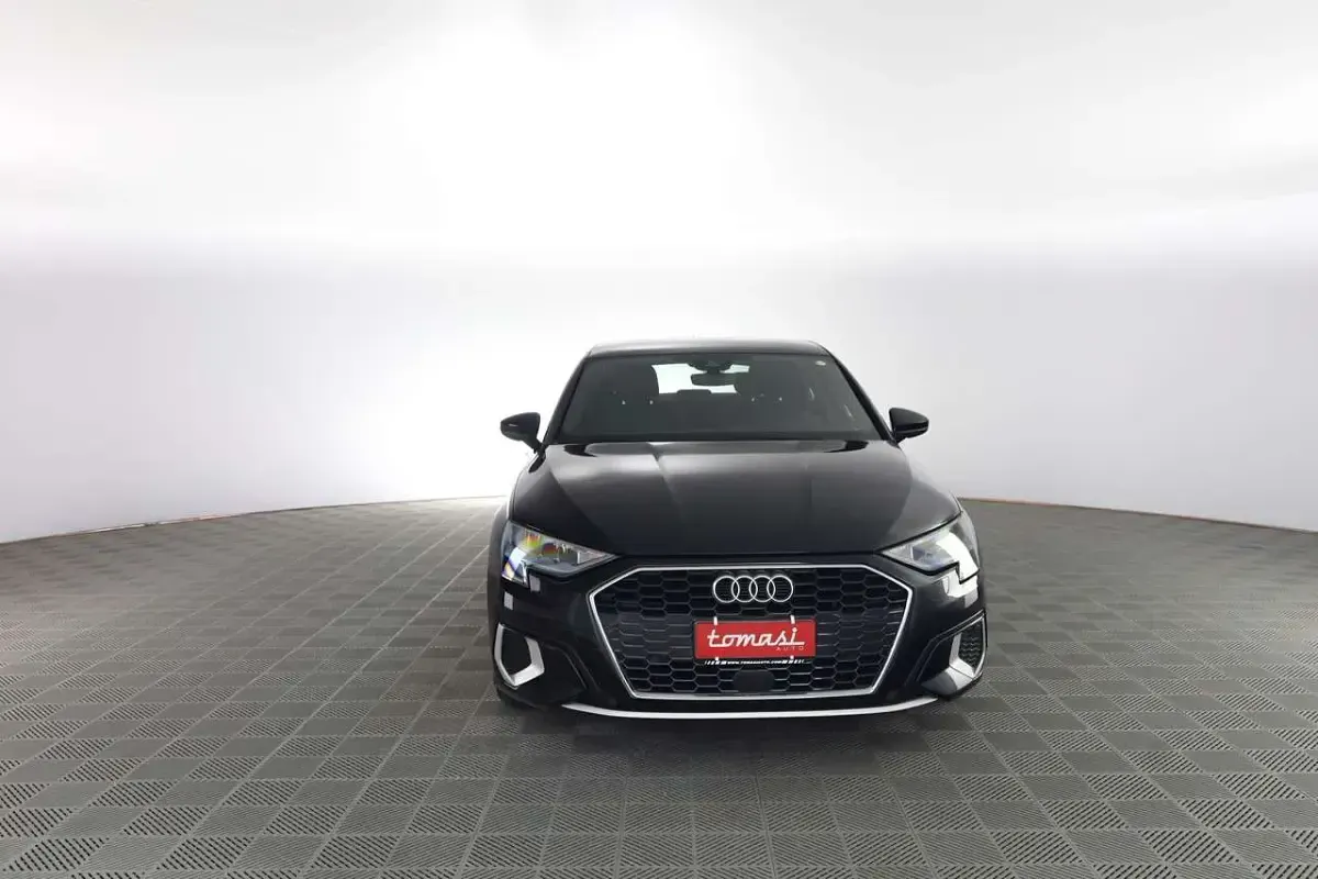 Usata Audi A3 Advanced 116 CV (85 kW) 2021 Nero brillante Berlina