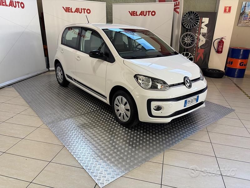 Usata VW up! Move 60 CV (44 kW) 2017 Bianco Utilitaria