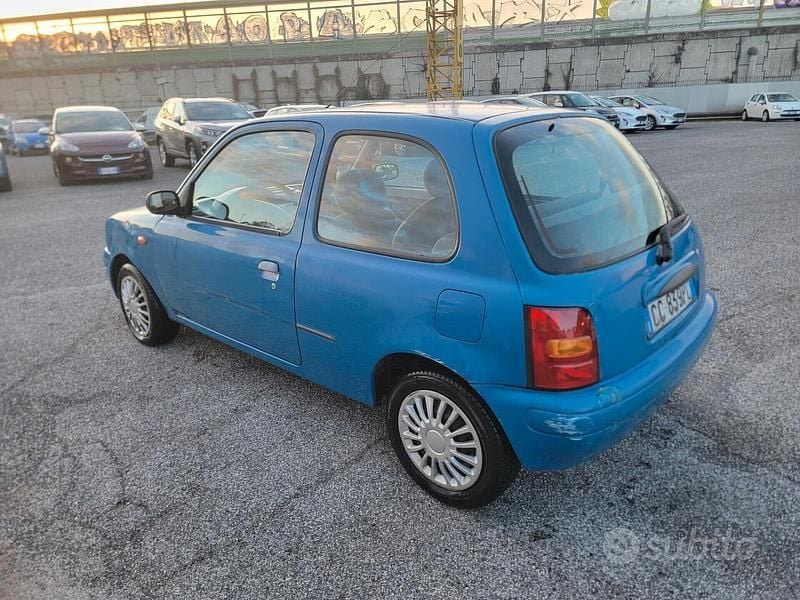 Usata Nissan Micra 59 CV (43 kW) 2002 Blu Utilitaria
