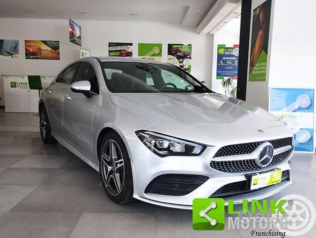 Usata Mercedes CLA200 Premium 163 CV (119 kW) 2021 Grigio Berlina