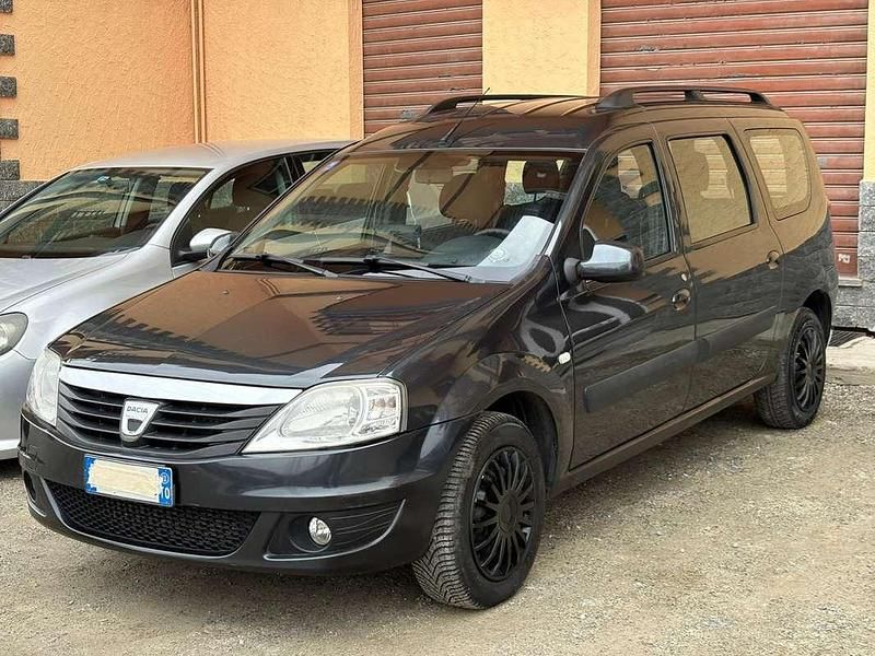 Usata Dacia Logan MCV Lauréate 90 CV (66 kW) 2012 Grigio Station wagon