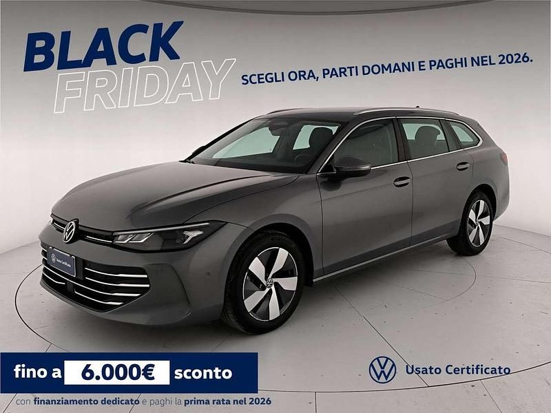 Diabase grey metallizzato Usata 2024 VW Passat Business Station wagon | 36.900 € (Buon prezzo) - Immagine 1/4