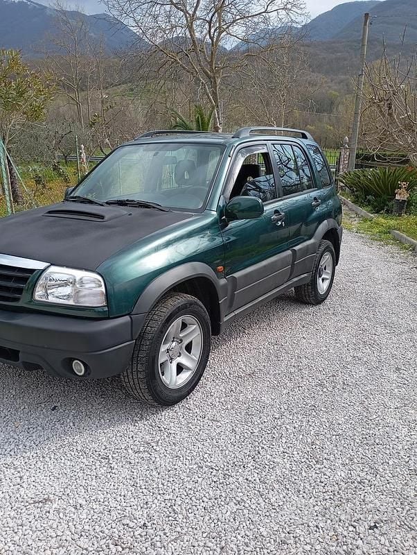 Usata Suzuki Grand Vitara 110 CV (80 kW) 2003 SUV