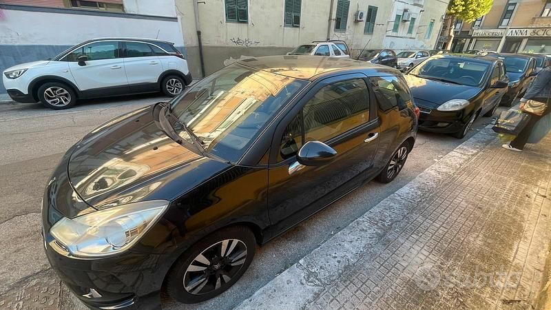 Usata Citroën DS3 70 CV (51 kW) 2011 Nero Berlina