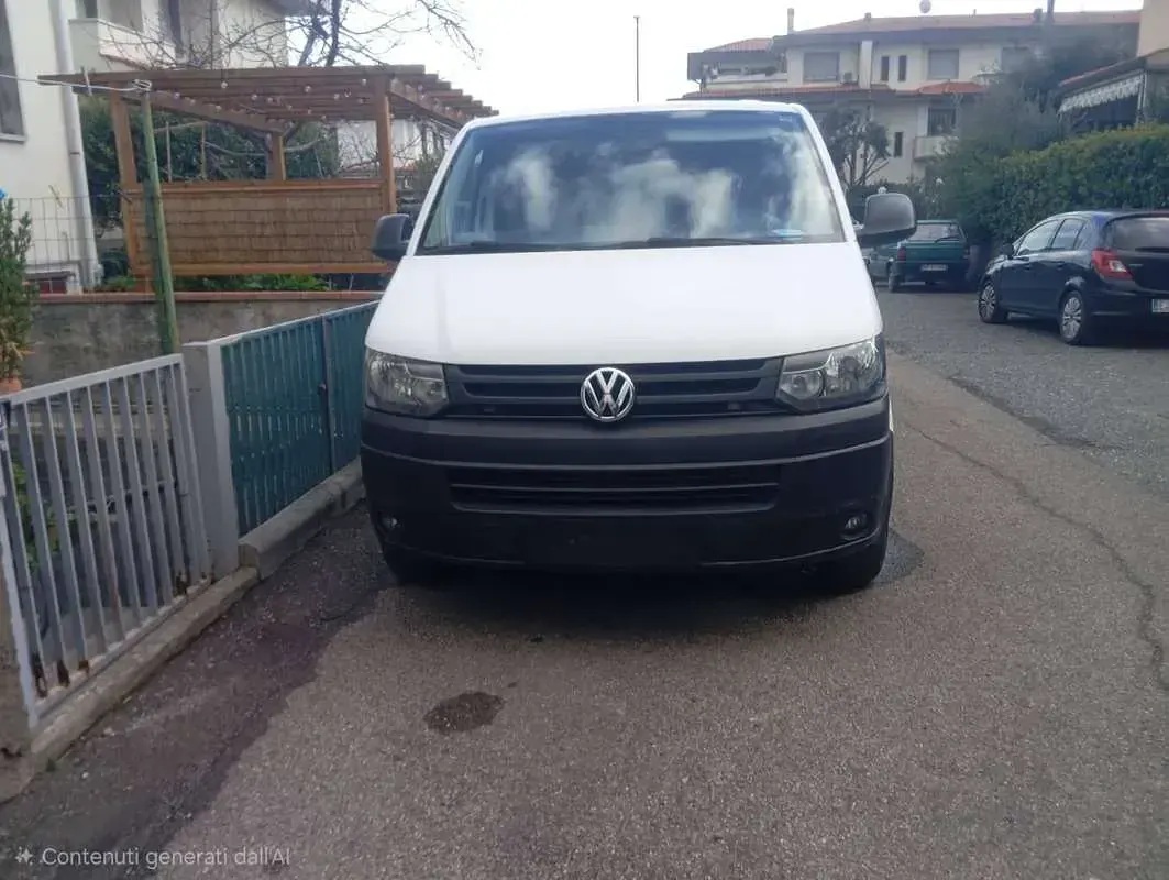 Usata VW T5 140 CV (102 kW) 2015 Bianco Furgone