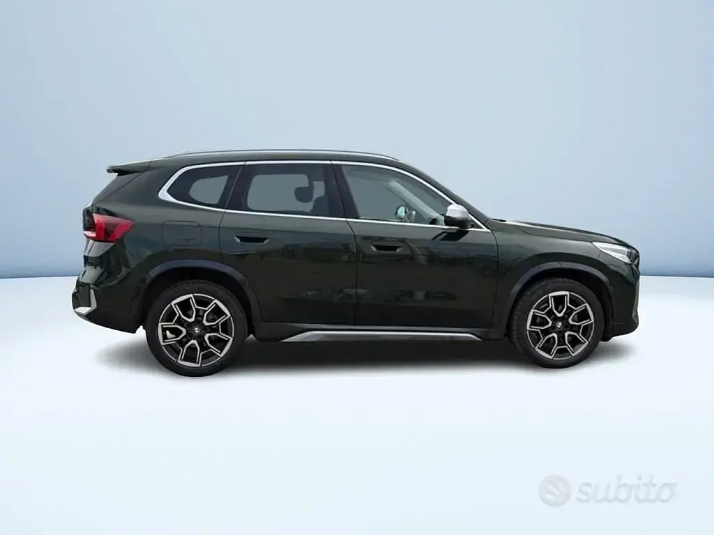 Usata BMW X1 xLine 150 CV (110 kW) 2023 Verde SUV