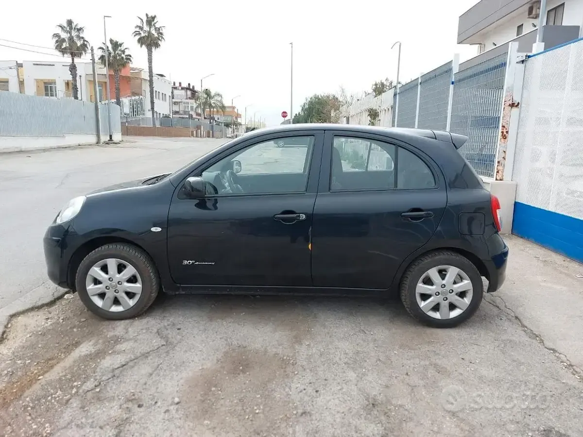 Usata Nissan Micra Tekna 80 CV (58 kW) 2013 Nero Utilitaria