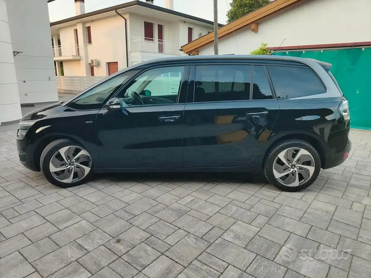 Usata Citroën Grand C4 Picasso Exclusive 150 CV (110 kW) 2016 Nero Monovolume