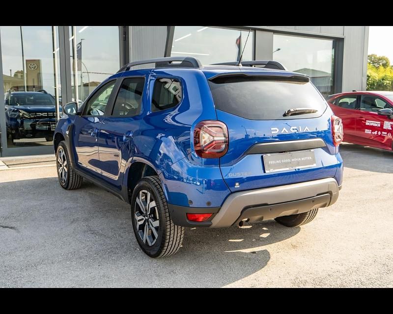 Usata Dacia Duster Lauréate 100 CV (73 kW) 2023 Blu' SUV