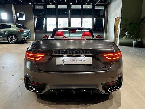 Nuova Maserati GranCabrio 551 CV (405 kW) 2025 Grigio Cabrio
