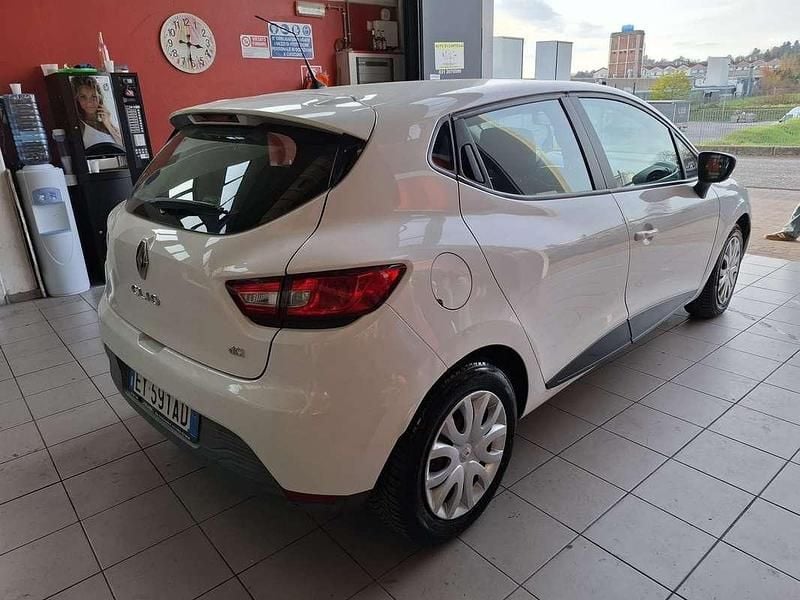 Usata Renault Clio IV 65 CV (47 kW) 2015 Bianco Berlina