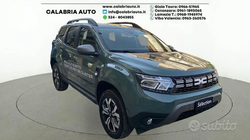 Käytetty Dacia Duster Journey 150 HP (110 kW) 2023 Vihreä Katumaasturi