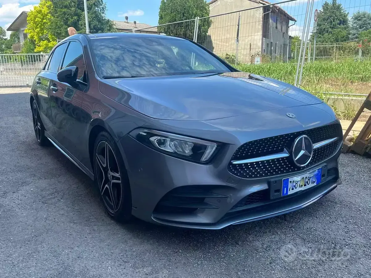 Usata Mercedes A220 190 CV (139 kW) 2019 Grigio Berlina