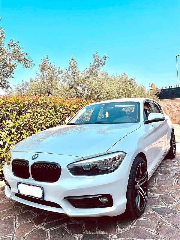 Usata BMW 114 95 CV (69 kW) 2017 Bianco Utilitaria