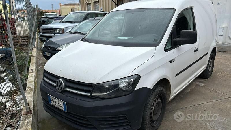 Usata VW Caddy 102 CV (75 kW) 2015 Bianco Monovolume