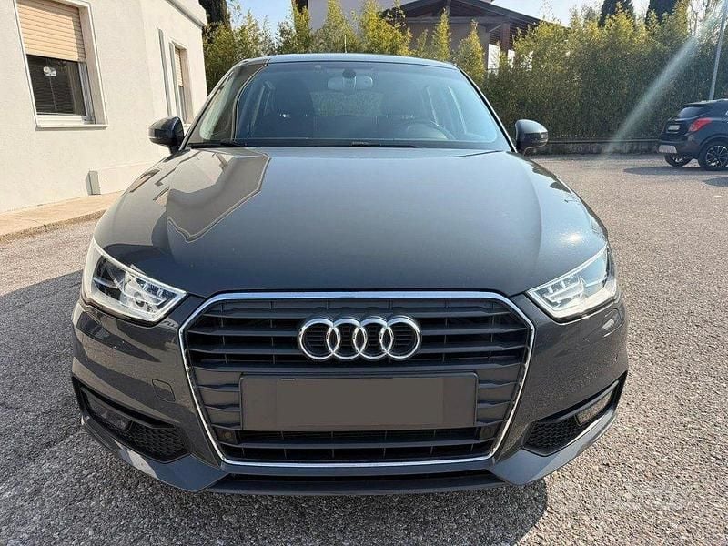 Usata Audi A1 Admired 90 CV (66 kW) 2018 Grigio Berlina