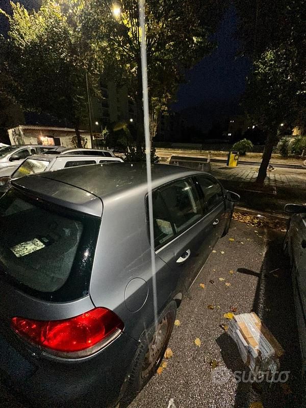 Usata VW Golf VI 119 CV (87 kW) 2009 Grigio Utilitaria