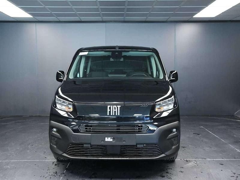 Nuova Fiat Doblò 101 CV (74 kW) 2025 Nero Monovolume