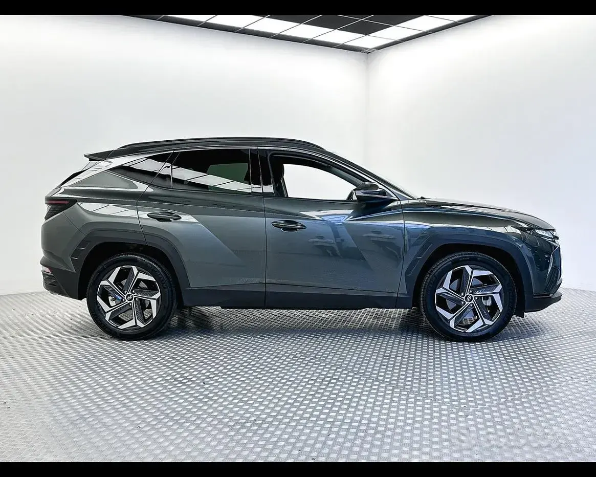 Usata Hyundai Tucson 180 CV (132 kW) 2021 Amazon grey SUV