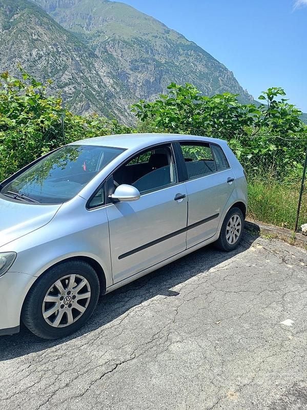 Usata VW Golf IV 2005 Grigio Berlina