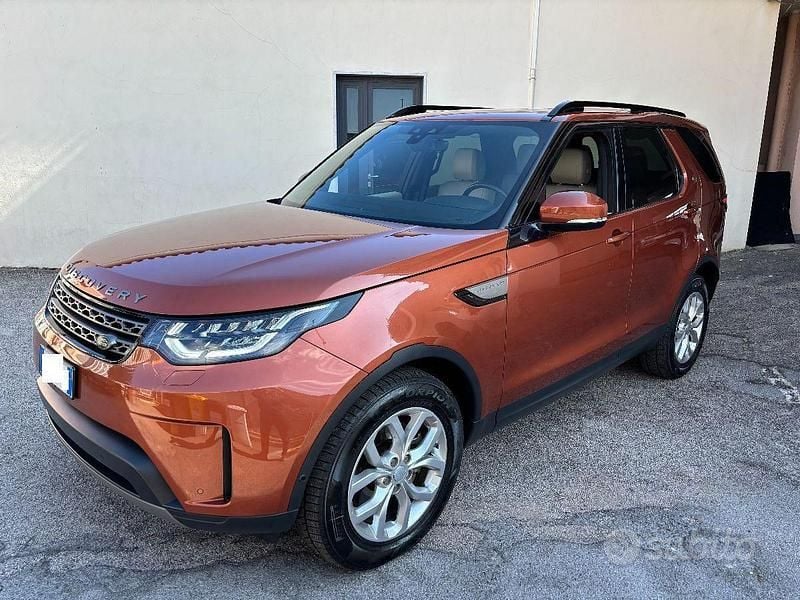 Arancione Usata 2018 Land Rover Discovery 5 SE SUV | 20.900 € (Super prezzo) - Immagine 1/4