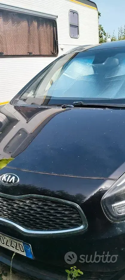 Usata Kia Carens 115 CV (84 kW) 2015 Nero Monovolume