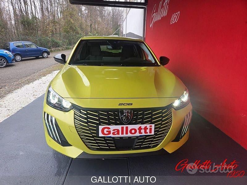 Nuova Peugeot 208 Allure 101 CV (74 kW) 2025 Giallo Utilitaria