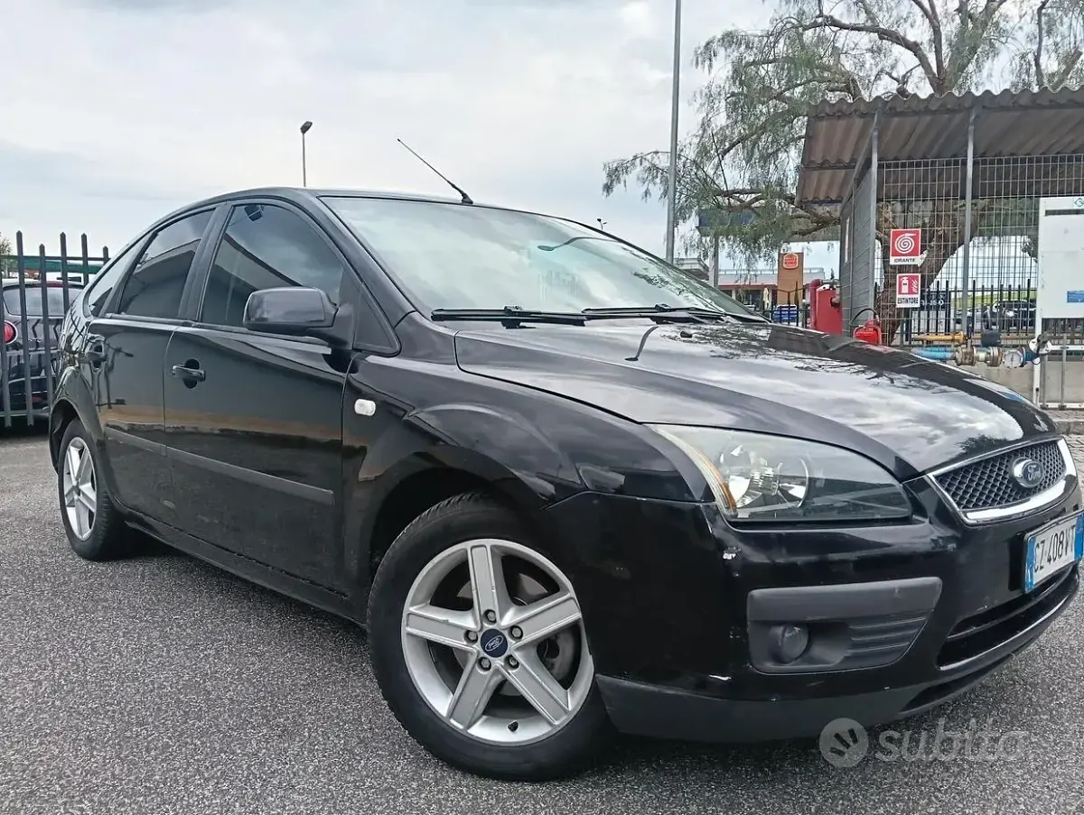 Usata Ford Focus 90 CV (66 kW) 2006 Other Berlina