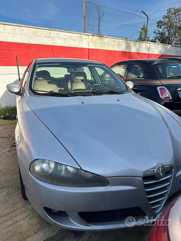 Usata Alfa Romeo 147 2006 Grigio Utilitaria
